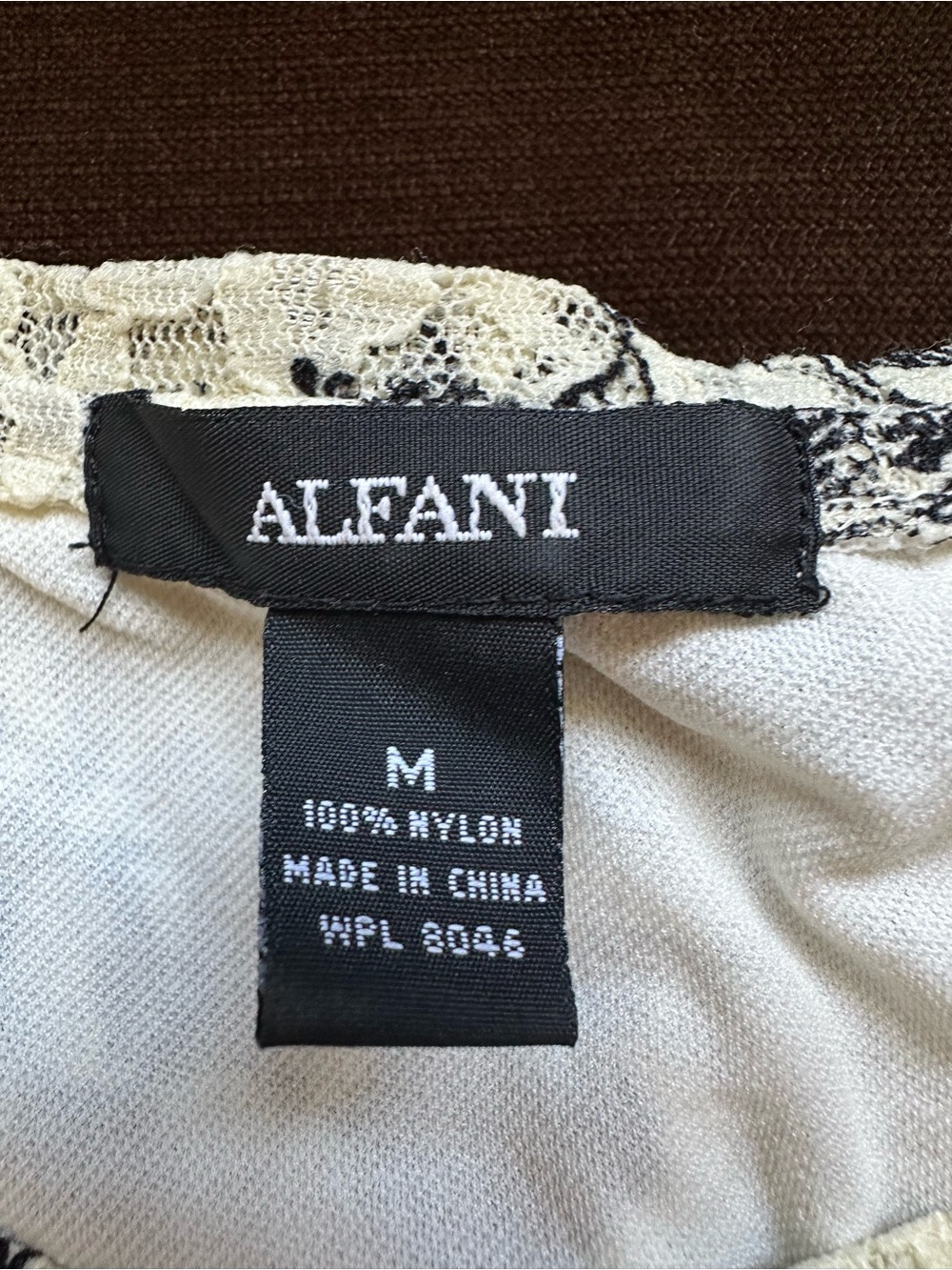 ALFANI Black & Crean Floral Lace Blouse Short Sleeves Sz M - Picture 7 of 11